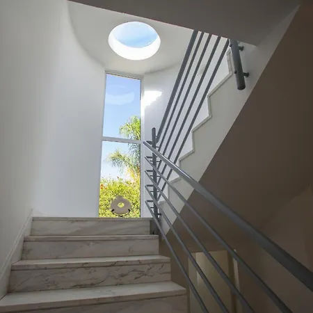 Luxury With Special Sea Views Meneou