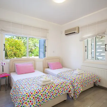 Villa Luxury With Special Sea Views Meneou