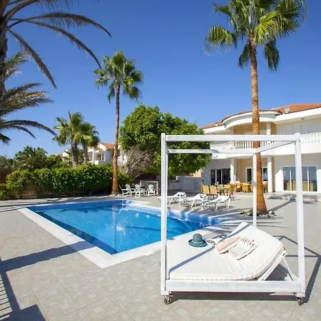 Luxury With Special Sea Views فيلة