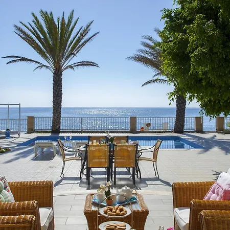 Luxury With Special Sea Views Villa *