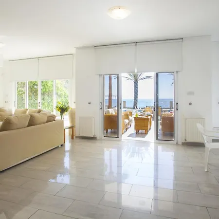 Luxury With Special Sea Views Meneou