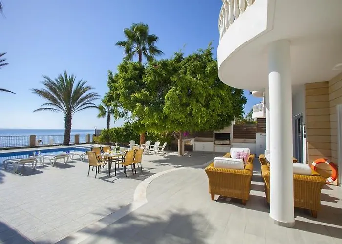 Luxury With Special Sea Views