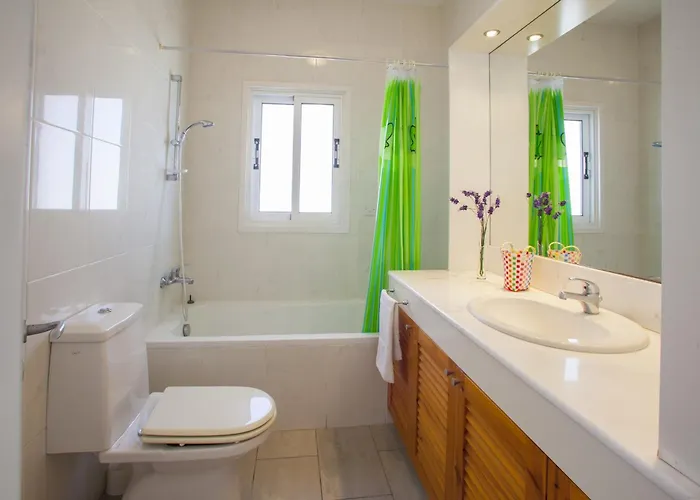 Luxury With Special Sea Views Meneou