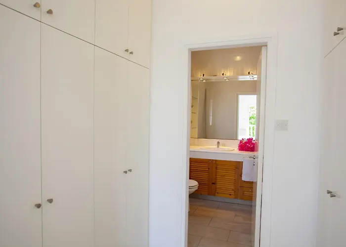 Luxury With Special Sea Views Villa *