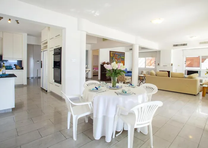 Luxury With Special Sea Views *