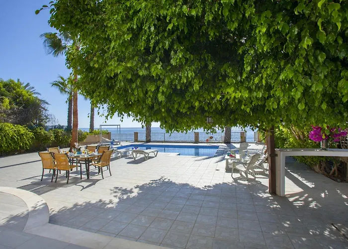 Villa Luxury With Special Sea Views Meneou