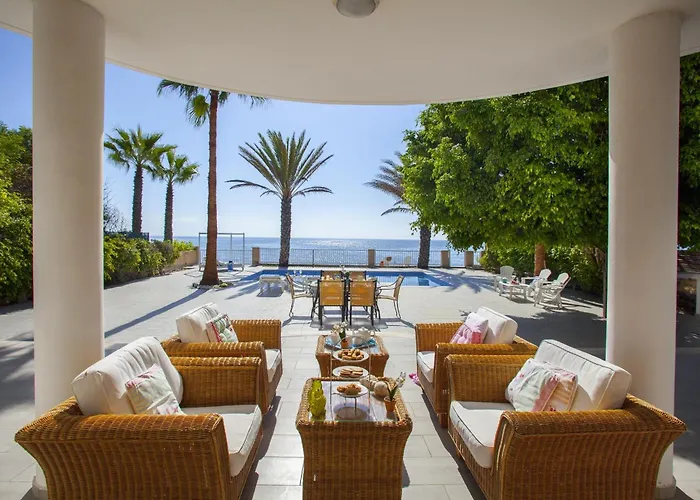 Luxury With Special Sea Views